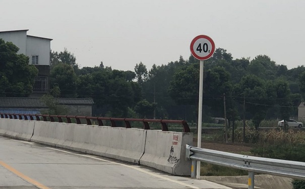 道路交通標(biāo)志牌,交通標(biāo)志牌廠(chǎng)家