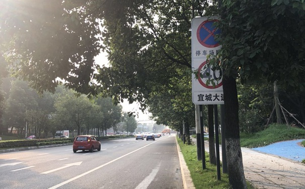 道路交通標(biāo)志牌,交通標(biāo)牌生產(chǎn)廠家